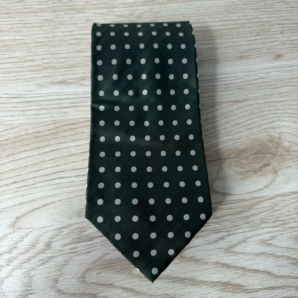 Banana Republic‎ Green Uniform Dot Pattern Silk Neck Tie NWT 3.5” Wide